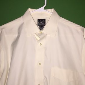 Jos A. Bank Slim Fit Men’s pale yellow shirt 15.5”